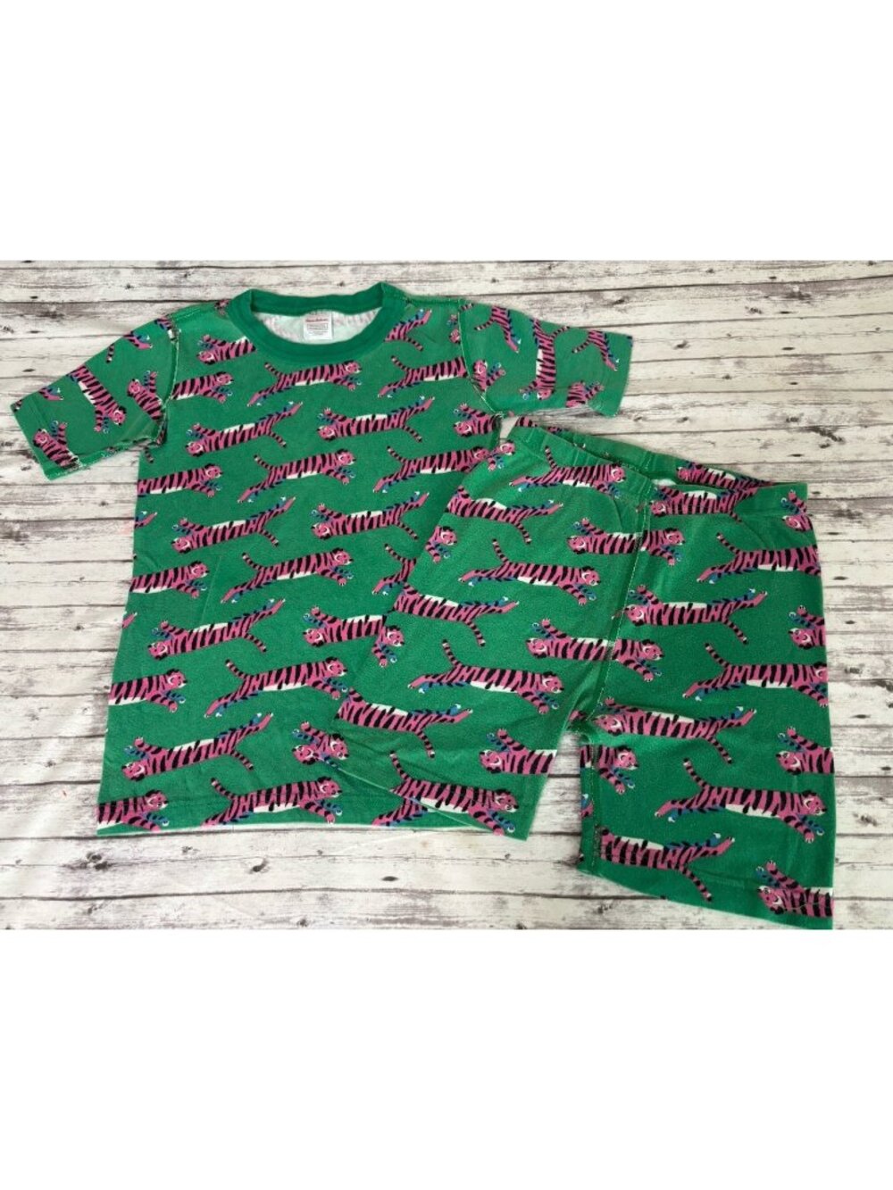 Hanna Andersson Girls Pajamas Jumping Tiger Green Pink Size 12 Shorts Set